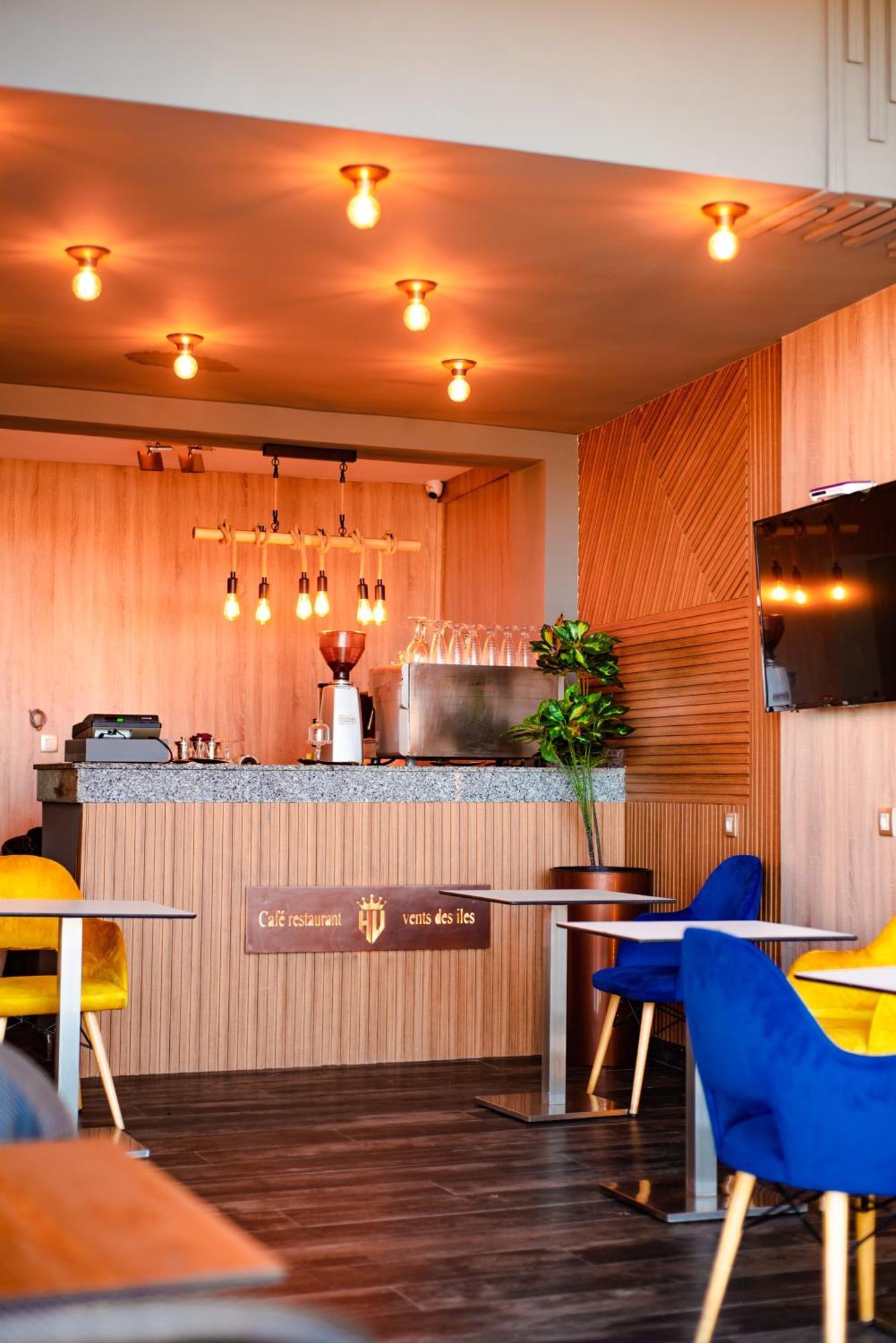 אסאוירה Hotel Vents Des Iles מראה חיצוני תמונה